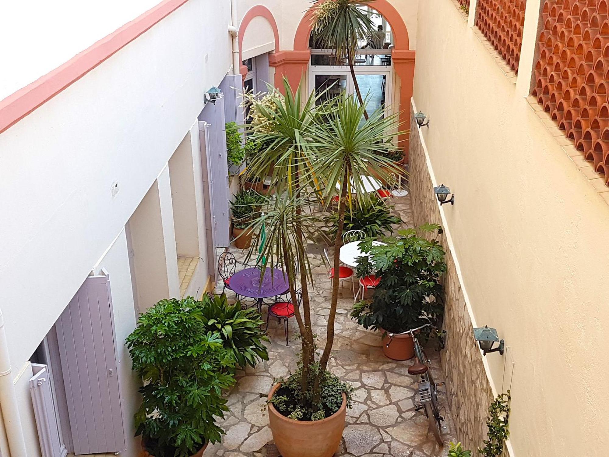 L'orque Bleue Sète
