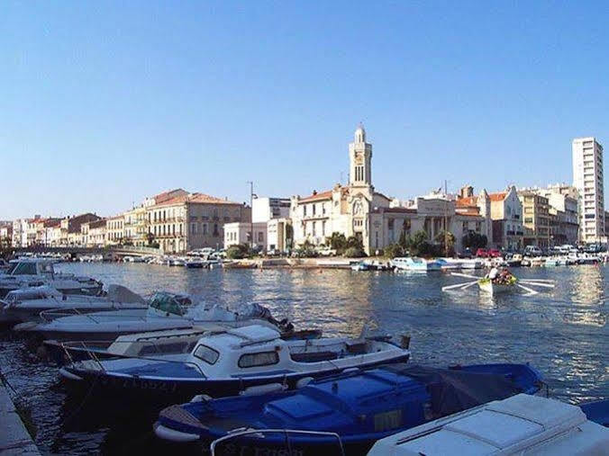 Hotel L'orque Bleue